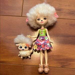 Enchantables Lorna Lamb Doll set